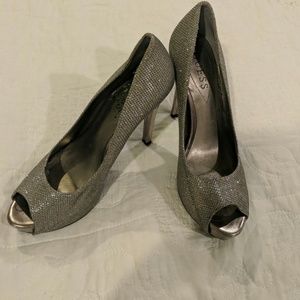 Guess silver peep toe pumps